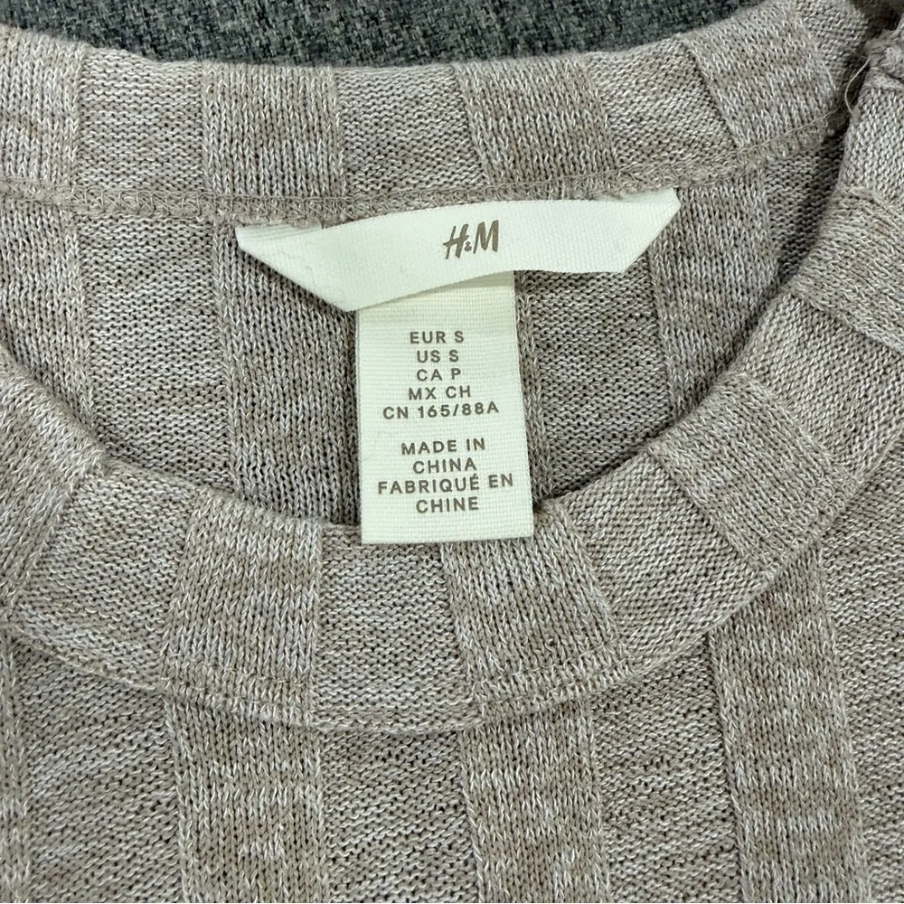 2/$25 H&M Elegant Long Sleeve Beige Ribbed Knit Dress with Side Slit - Picture 8 of 11